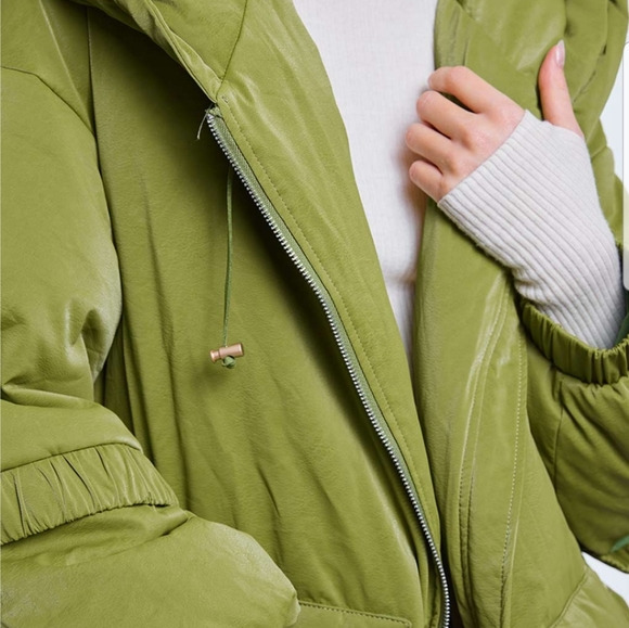 NWT Oversized Statement Hooded Puffer Jacket (Olive Green) - Lattelier - Picture 4 of 13